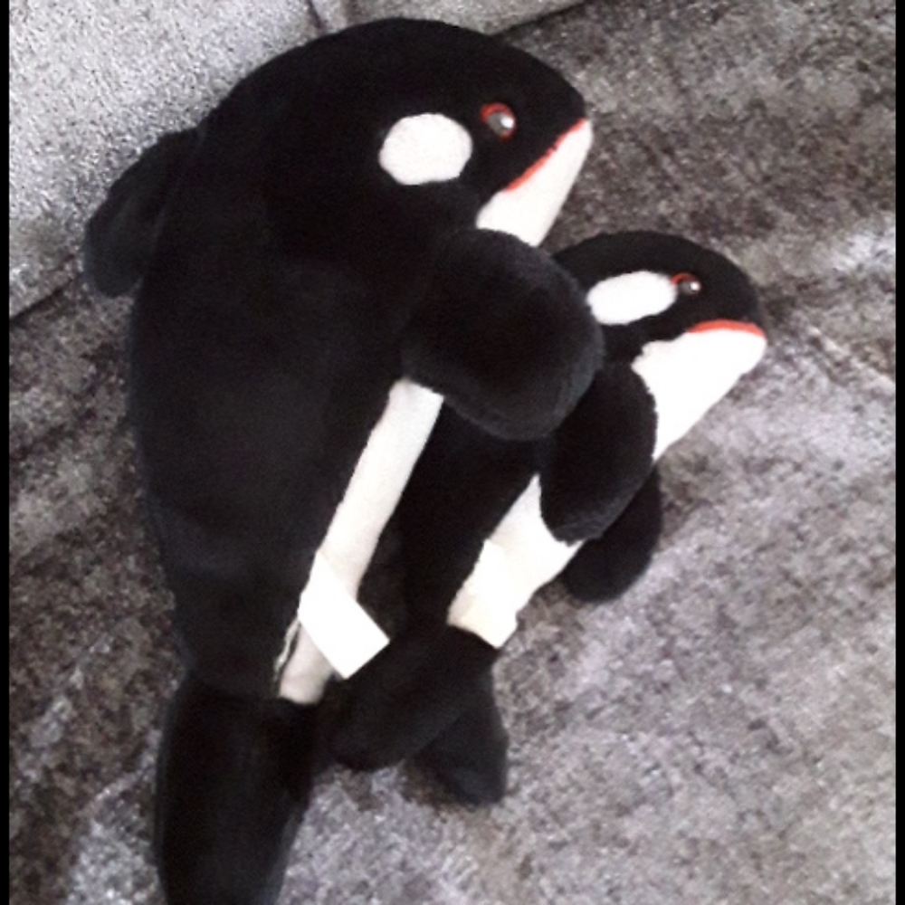 Shamu stuffed whale